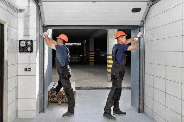 Emergency Garage Door Repair Near Me Services