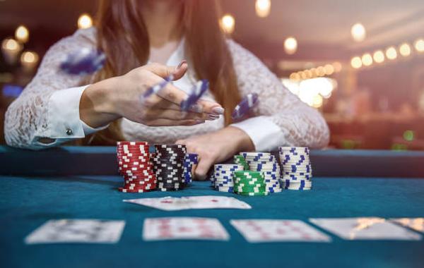 Explore Baccarat Table Action at the best online casino sites Singapore for Gamers