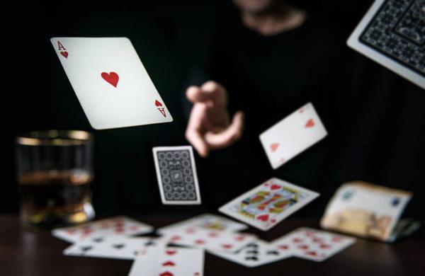 Discover Classic Baccarat Tables on เว็บคาสิโน for Table Game Variety